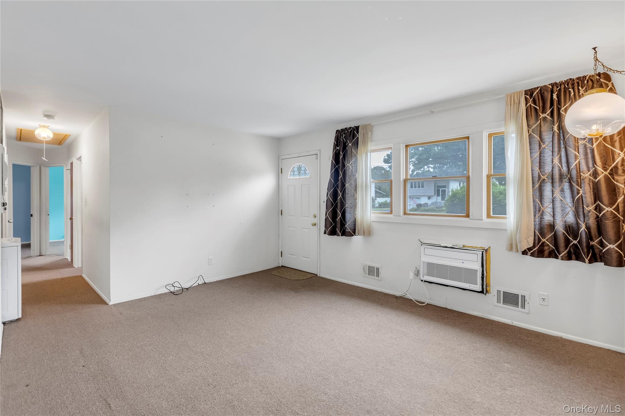 1142 Bay Shore Avenue Property Photo 3