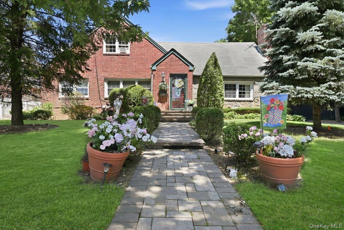 1017162 Property Photo 1