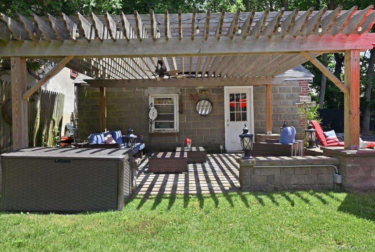 1017162 Property Photo 37