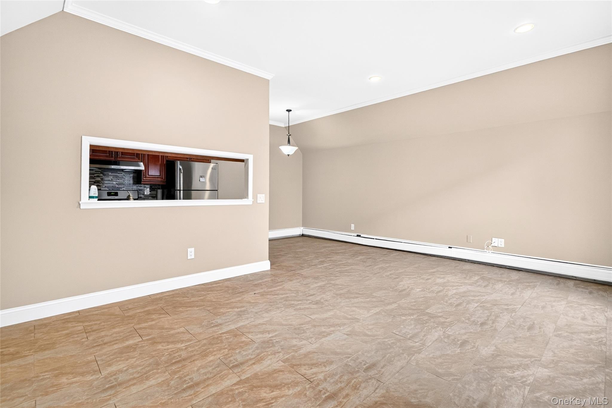 11 Jackson Avenue 81 Property Photo 4