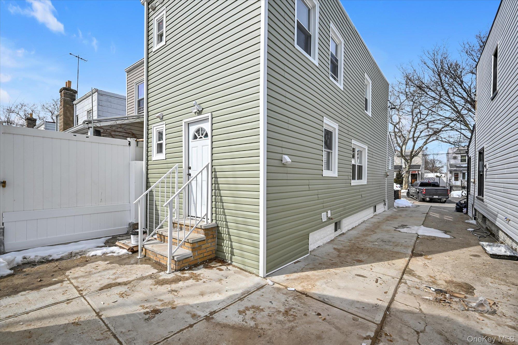 5216 M Avenue Property Photo 20