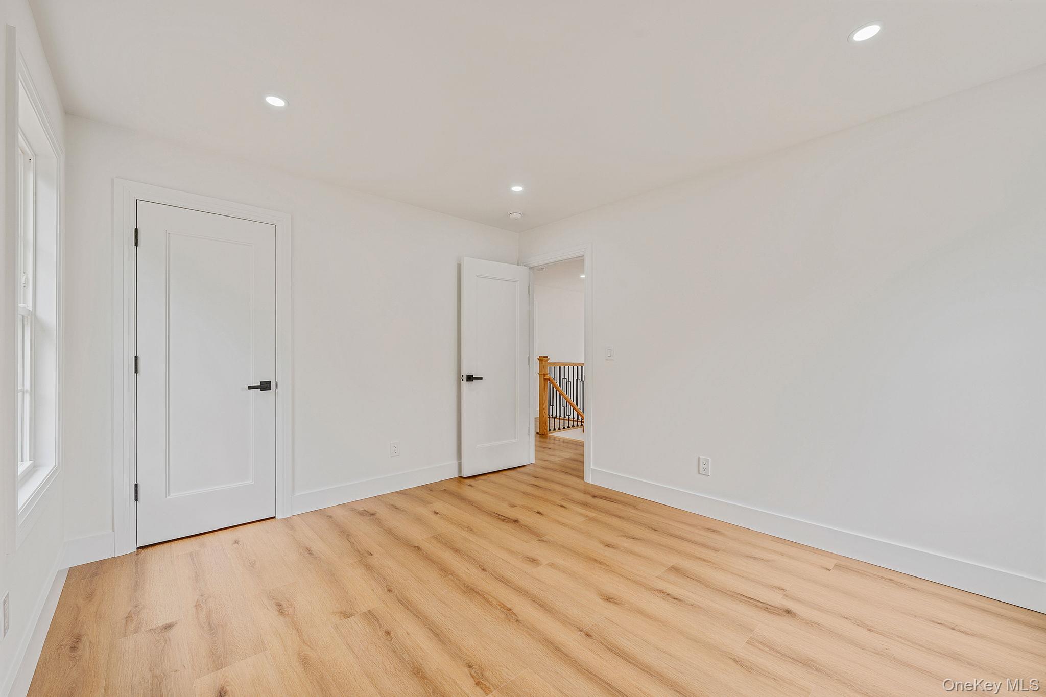 65 Superior Street Property Photo 14