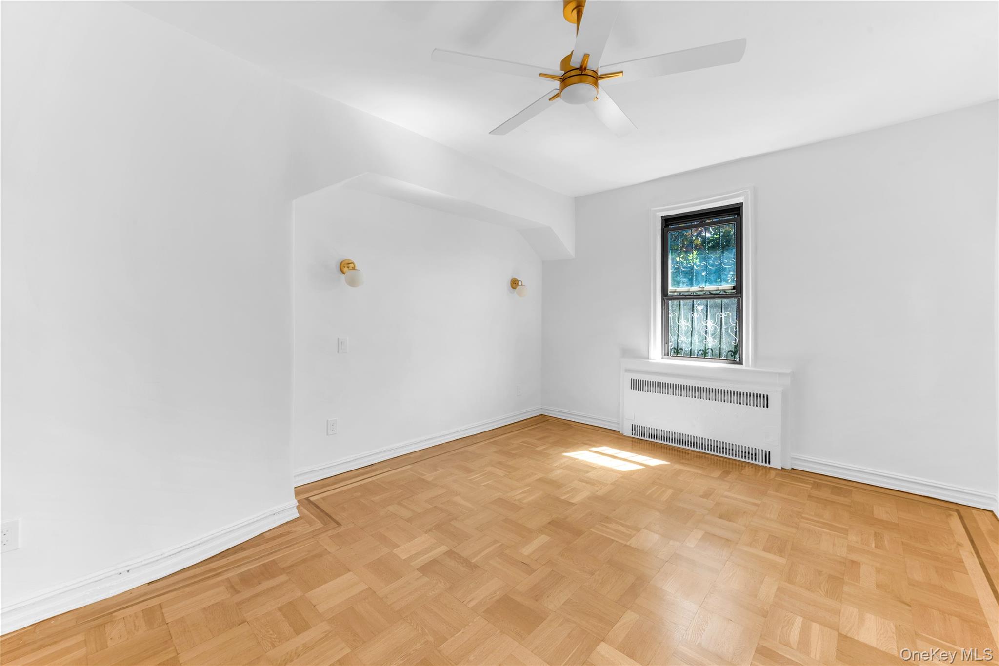 5569 Kings Highway Property Photo 18