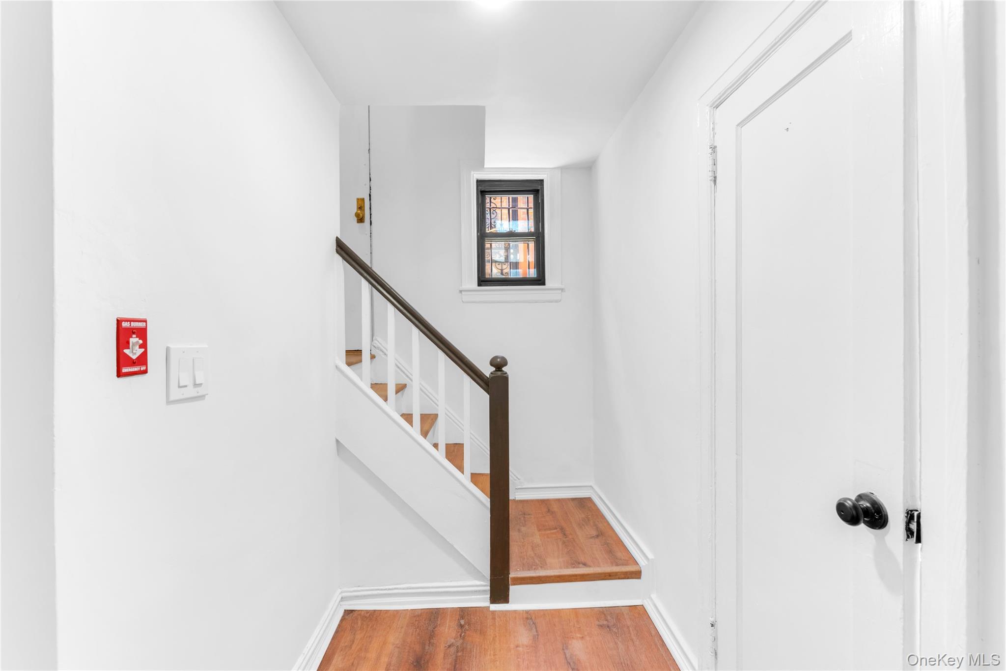 5569 Kings Highway Property Photo 25