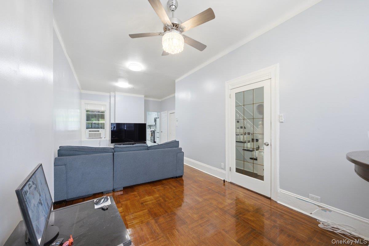 1328 Teller Avenue Property Photo 5