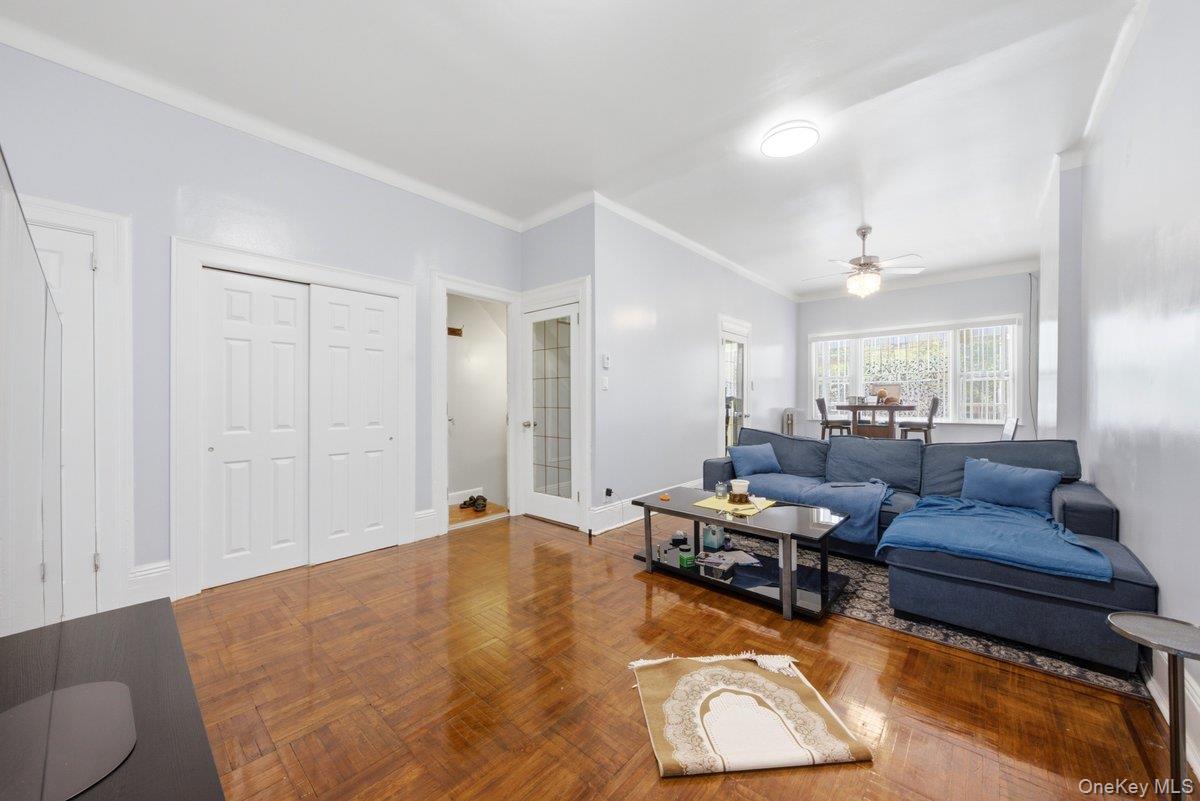 1328 Teller Avenue Property Photo 8