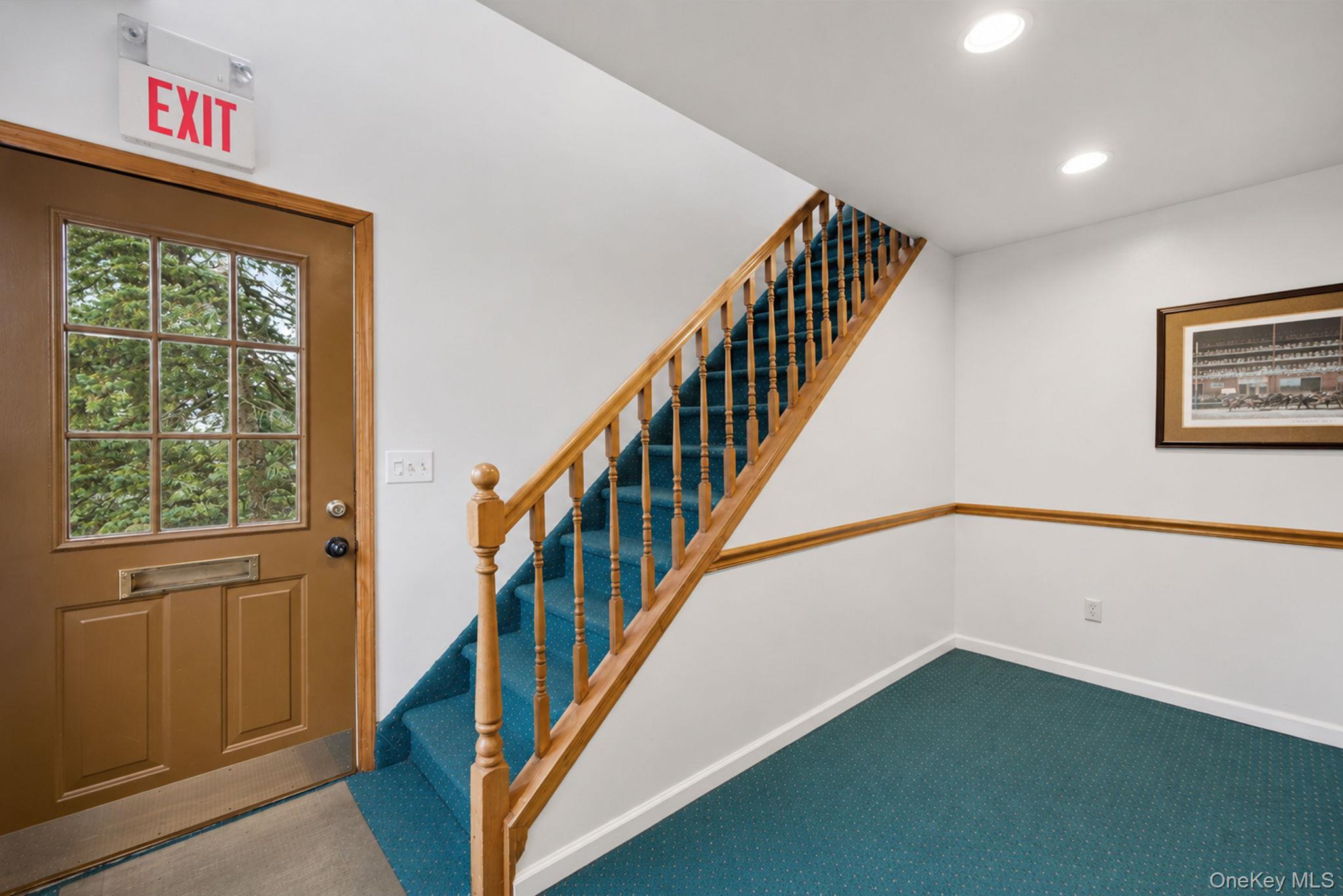 147 N Ocean Avenue Property Photo 17