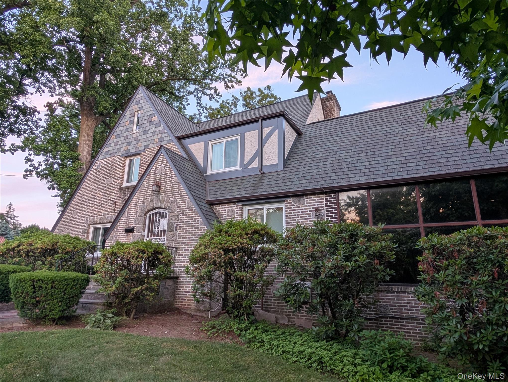 294 Lincoln Avenue Property Photo 1