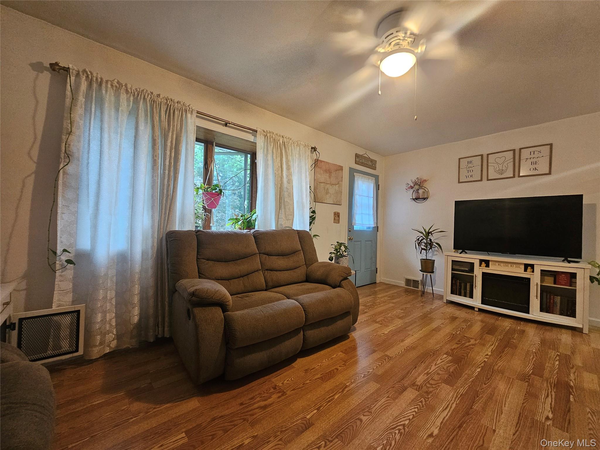 4 Pinegrove Drive Property Photo 8