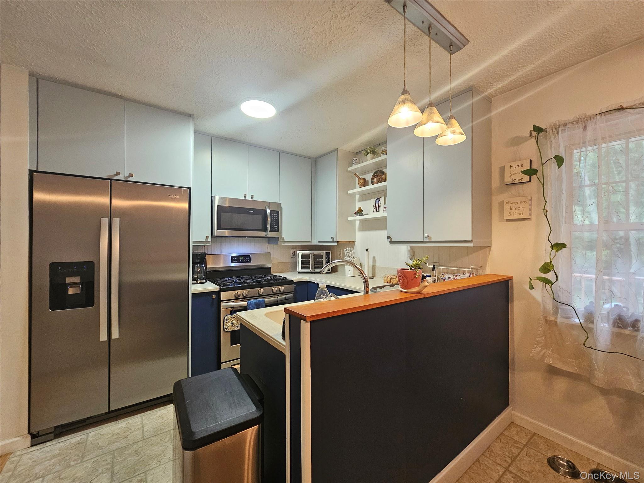 4 Pinegrove Drive Property Photo 17