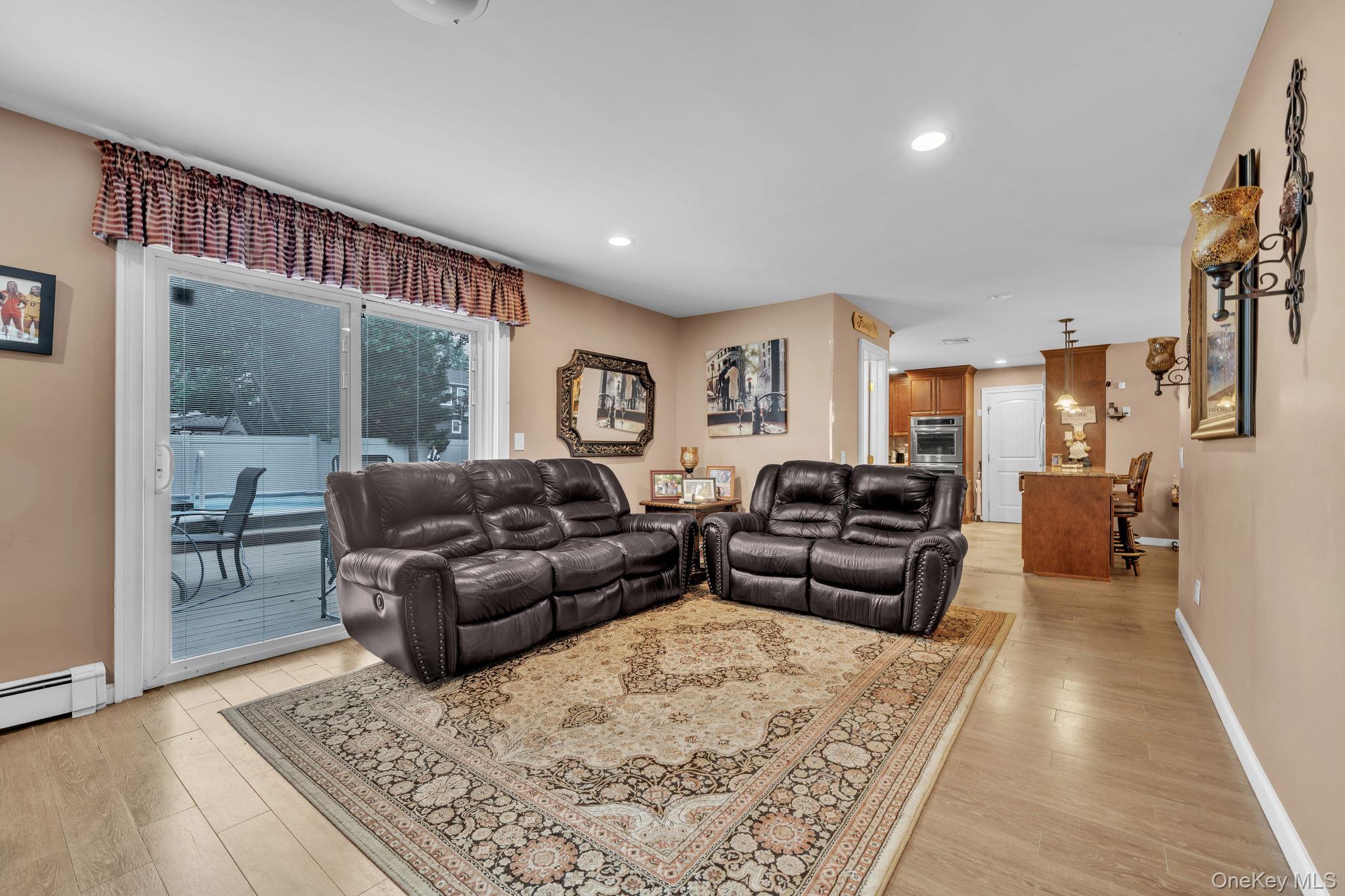 4382 New York Avenue Property Photo 7