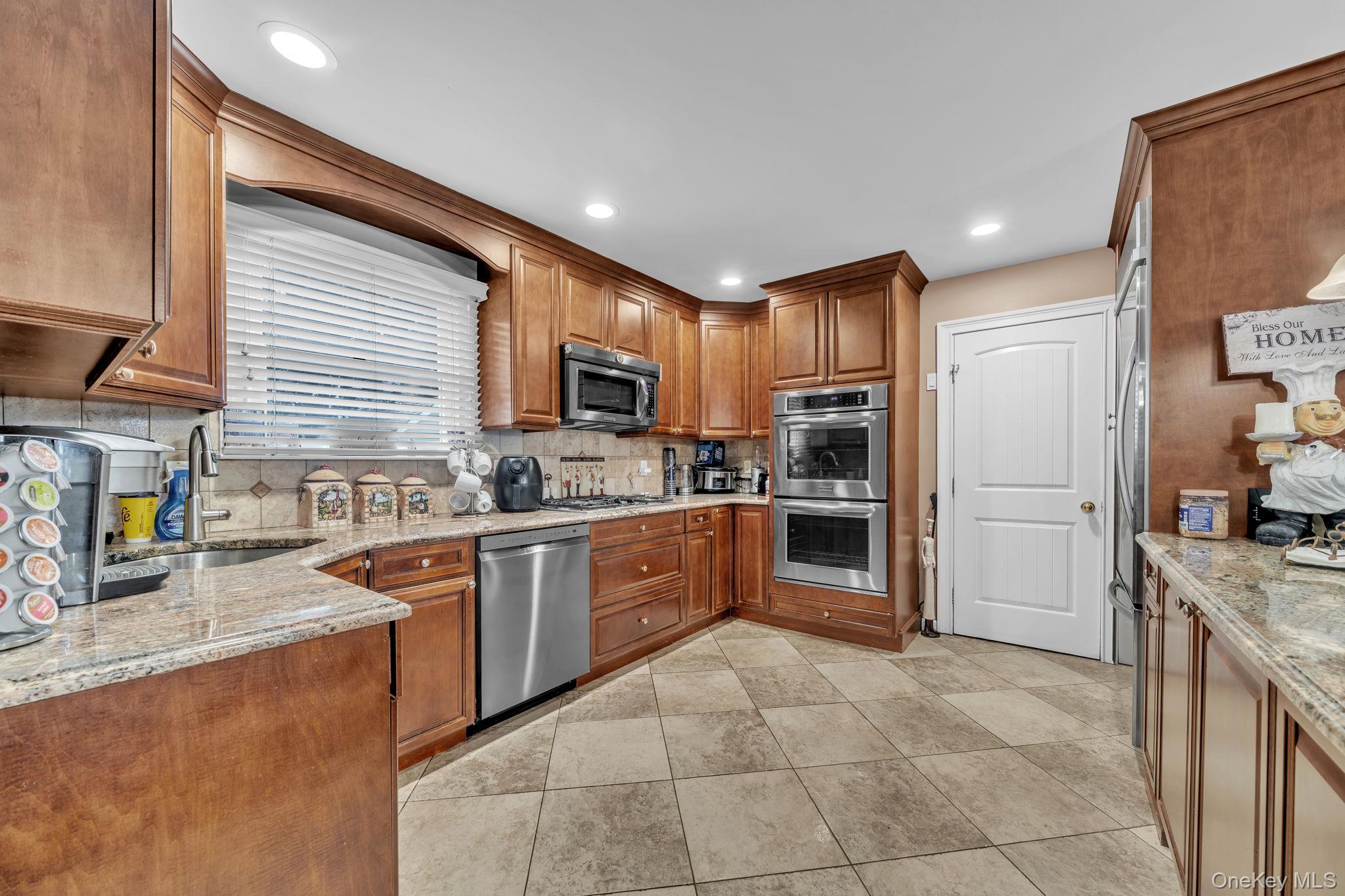 4382 New York Avenue Property Photo 10