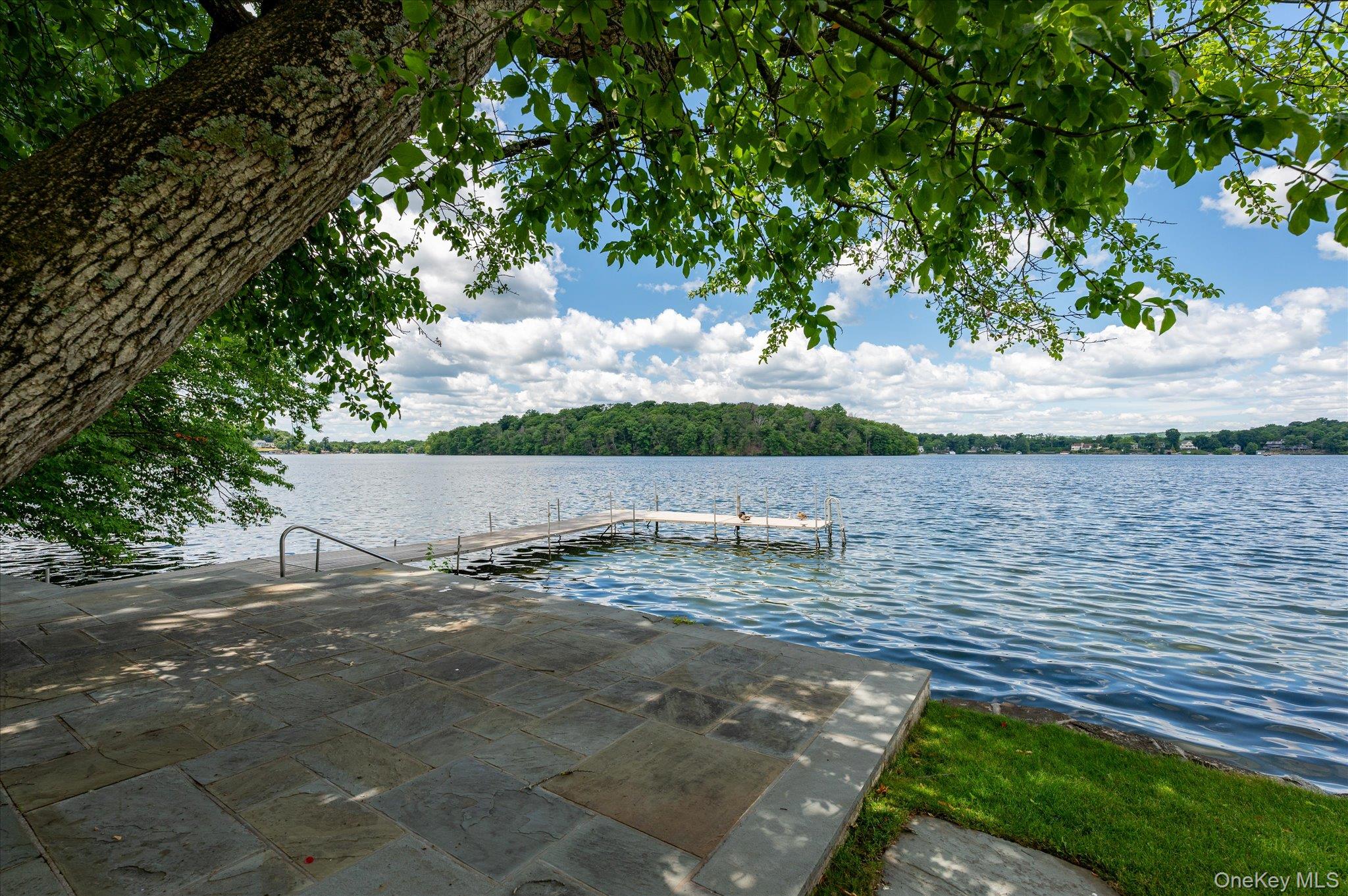 41 Tamarack Road Property Photo 7