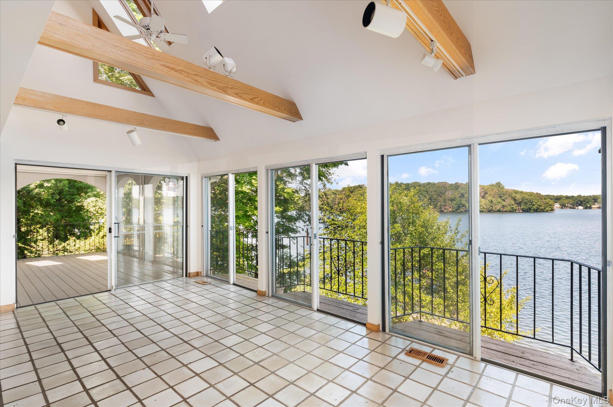41 Tamarack Road Property Photo 16