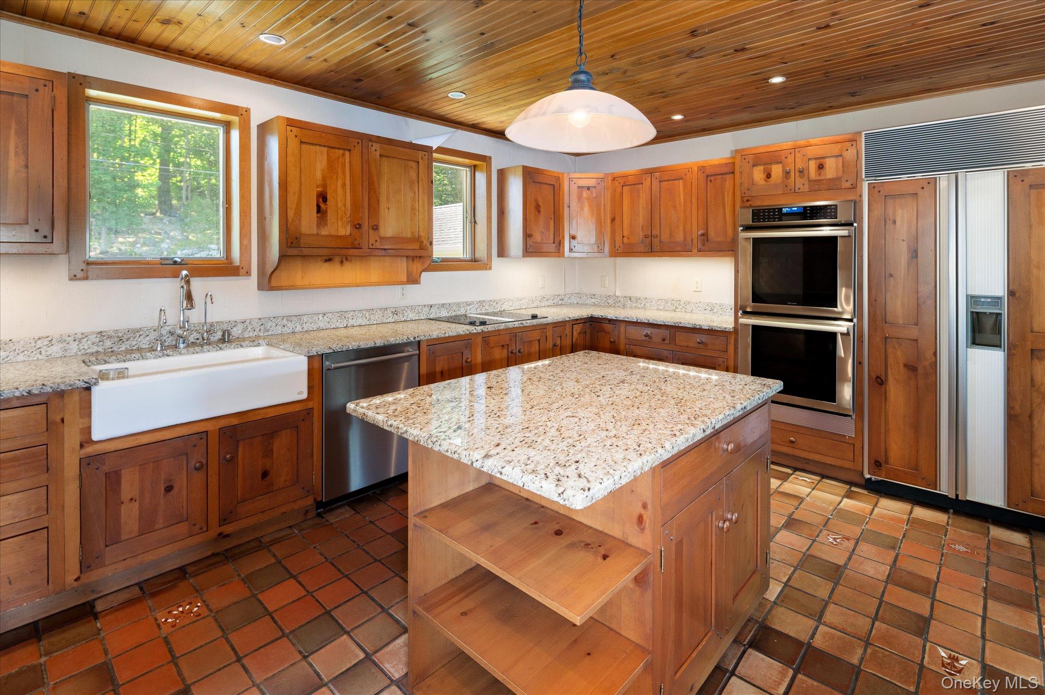 41 Tamarack Road Property Photo 23