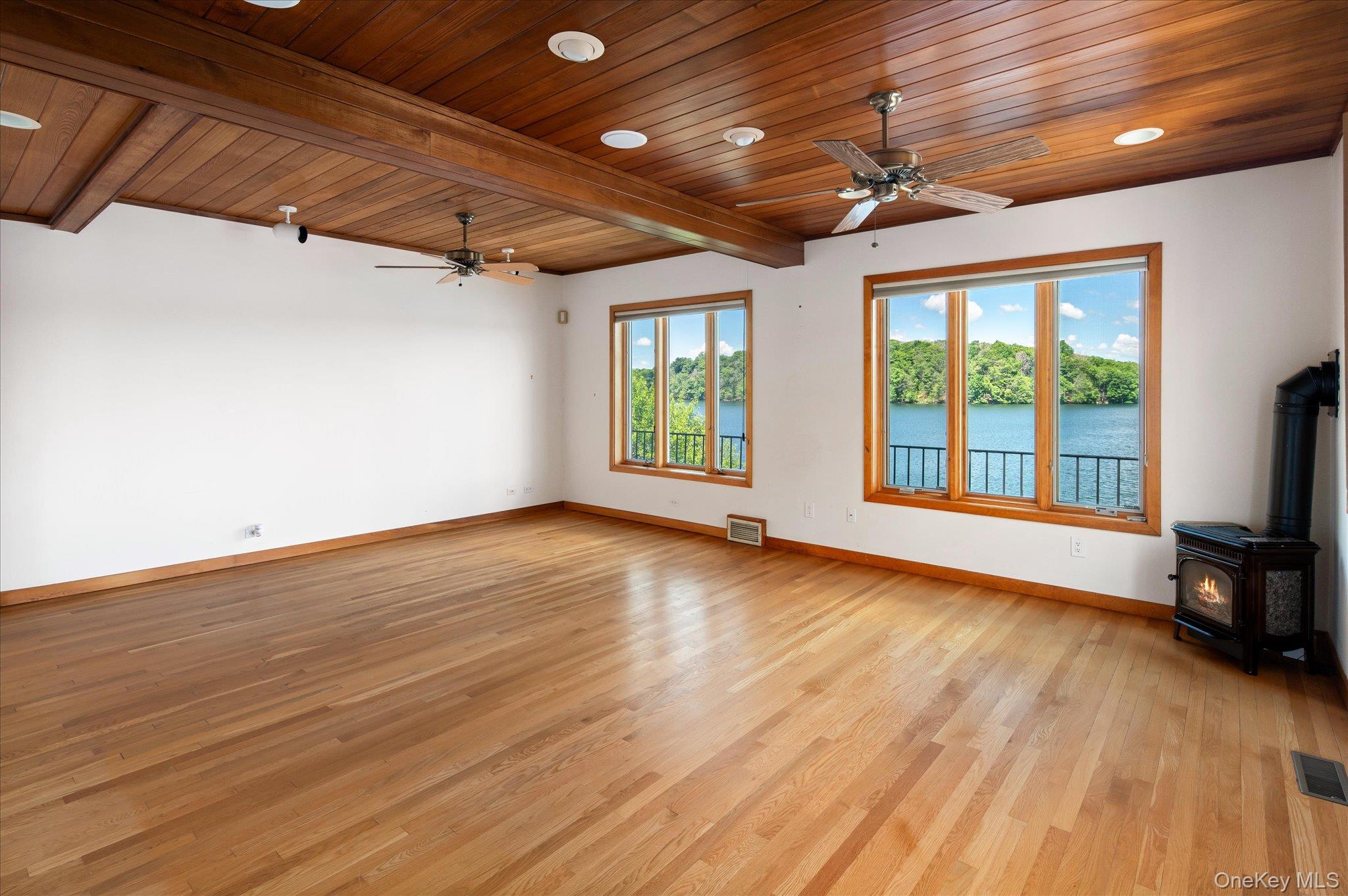 41 Tamarack Road Property Photo 26