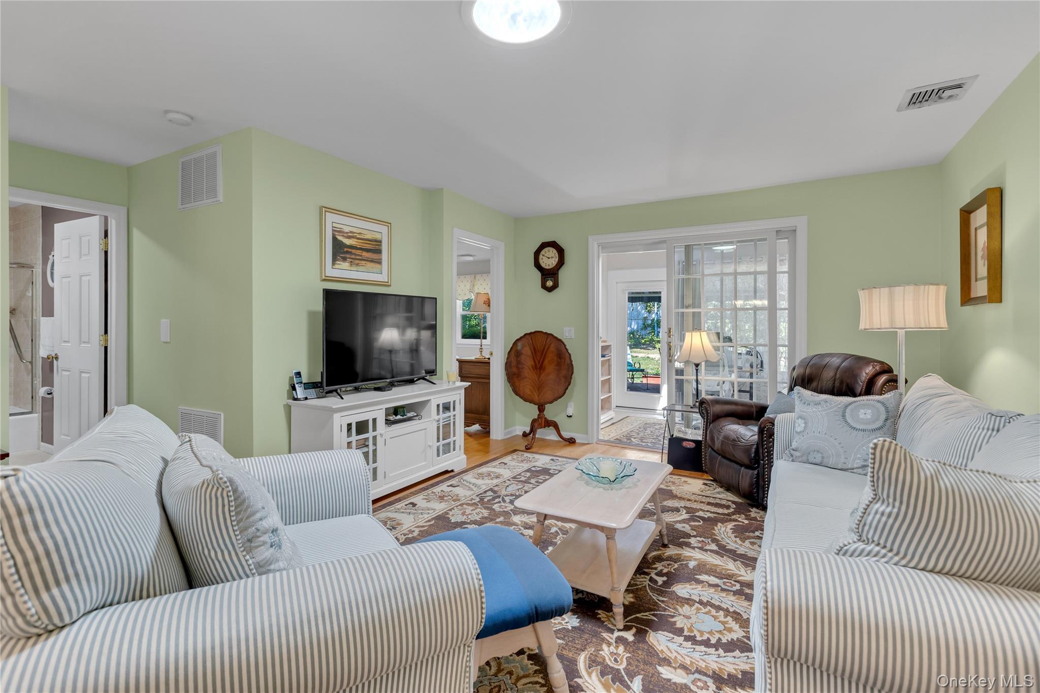 42 Knolls Drive Property Photo 2