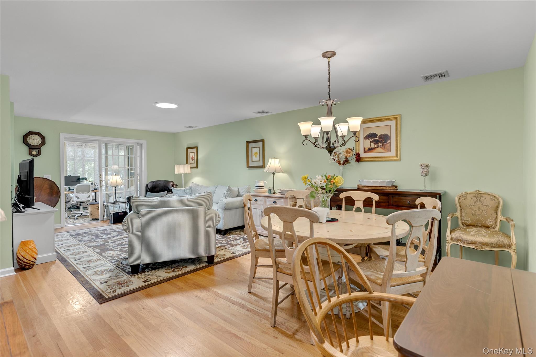 42 Knolls Drive Property Photo 3