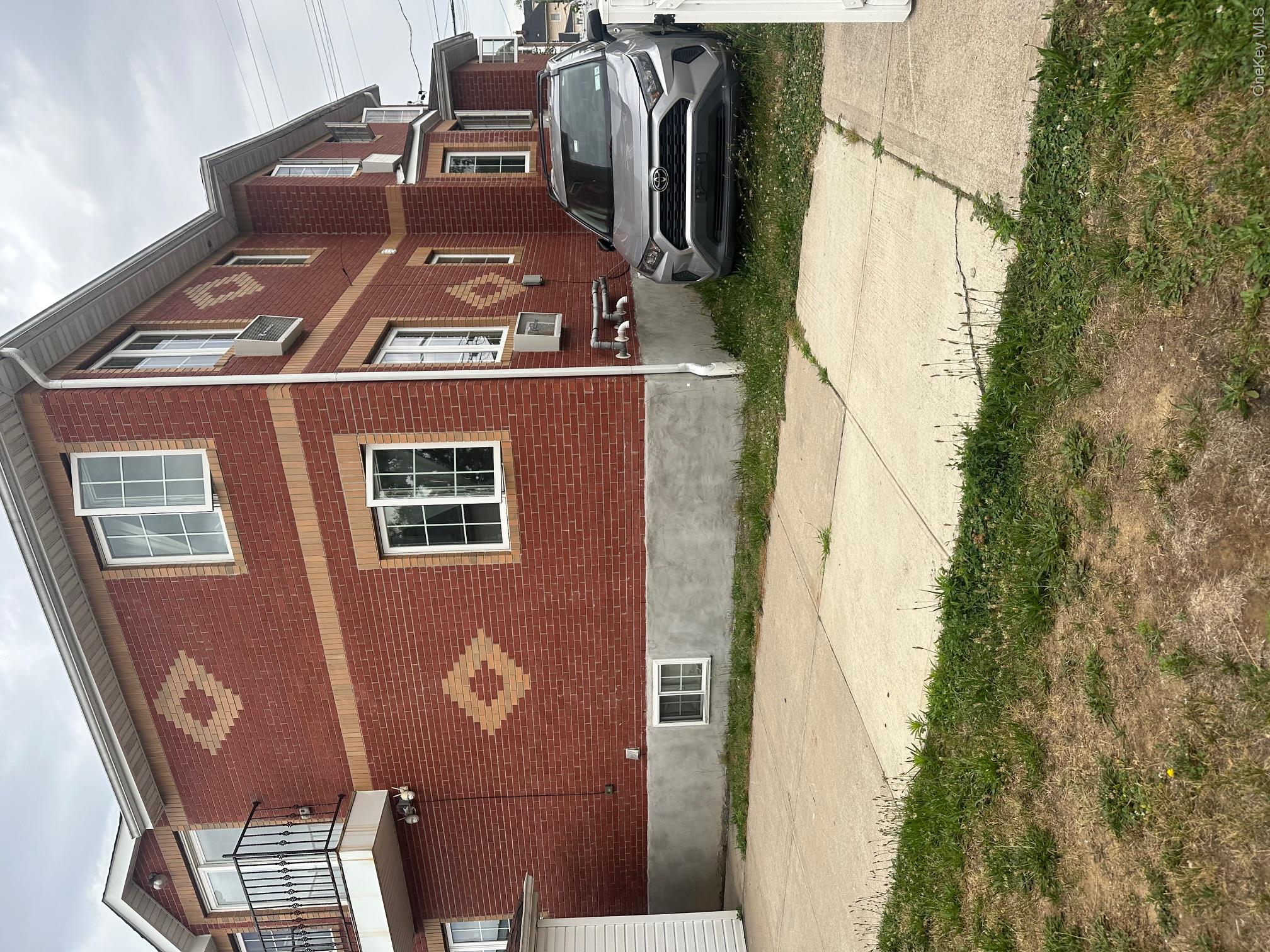 127-20 160th Street Property Photo 35