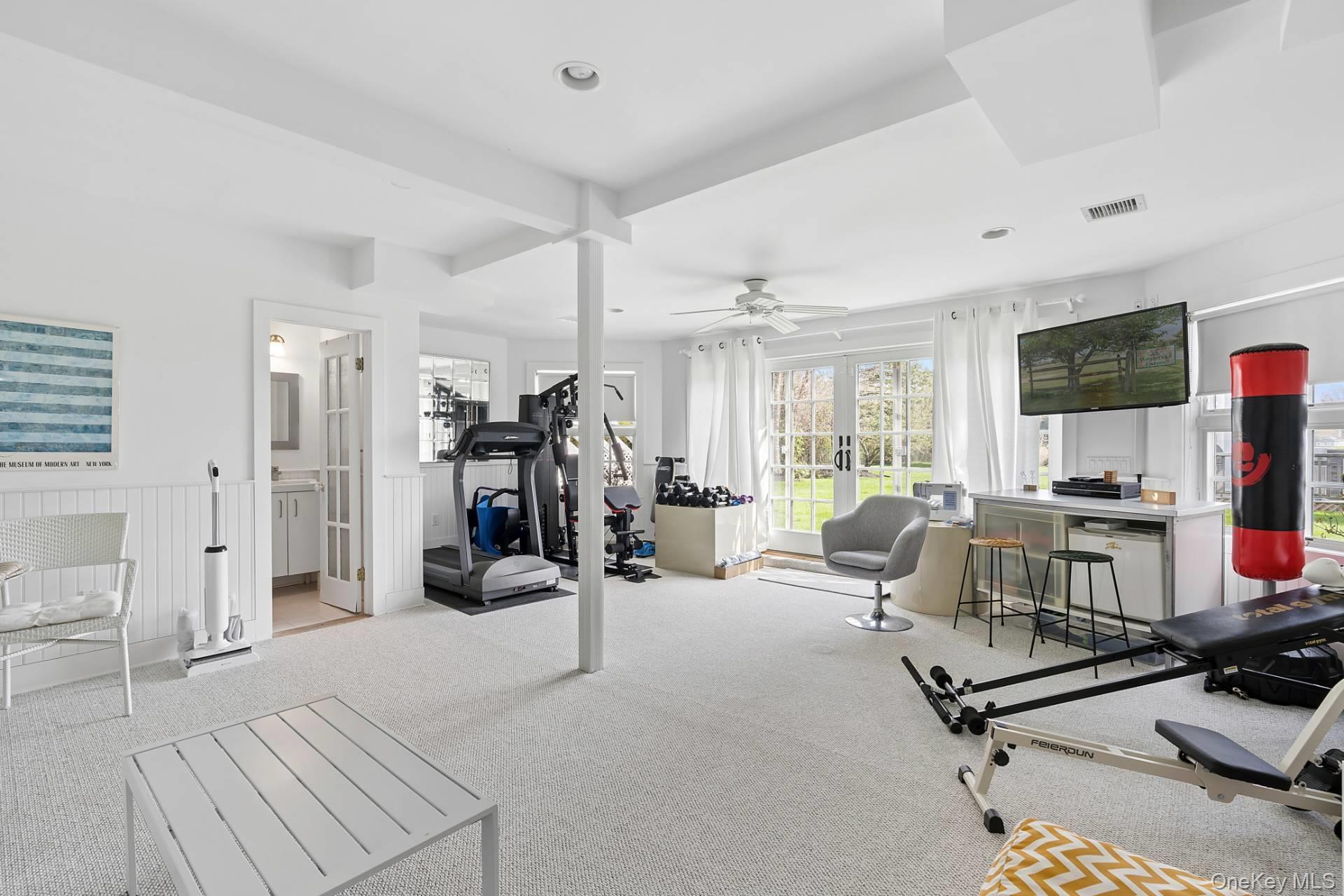 59 Farm Field Road Property Photo 12