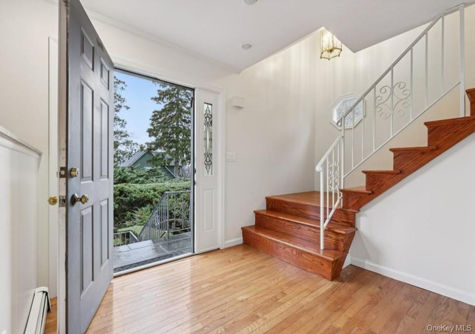 335 5th Street Property Photo 2