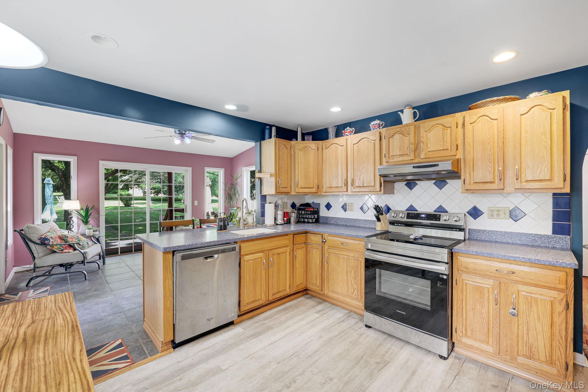 19 N Ohioville Road Property Photo 11