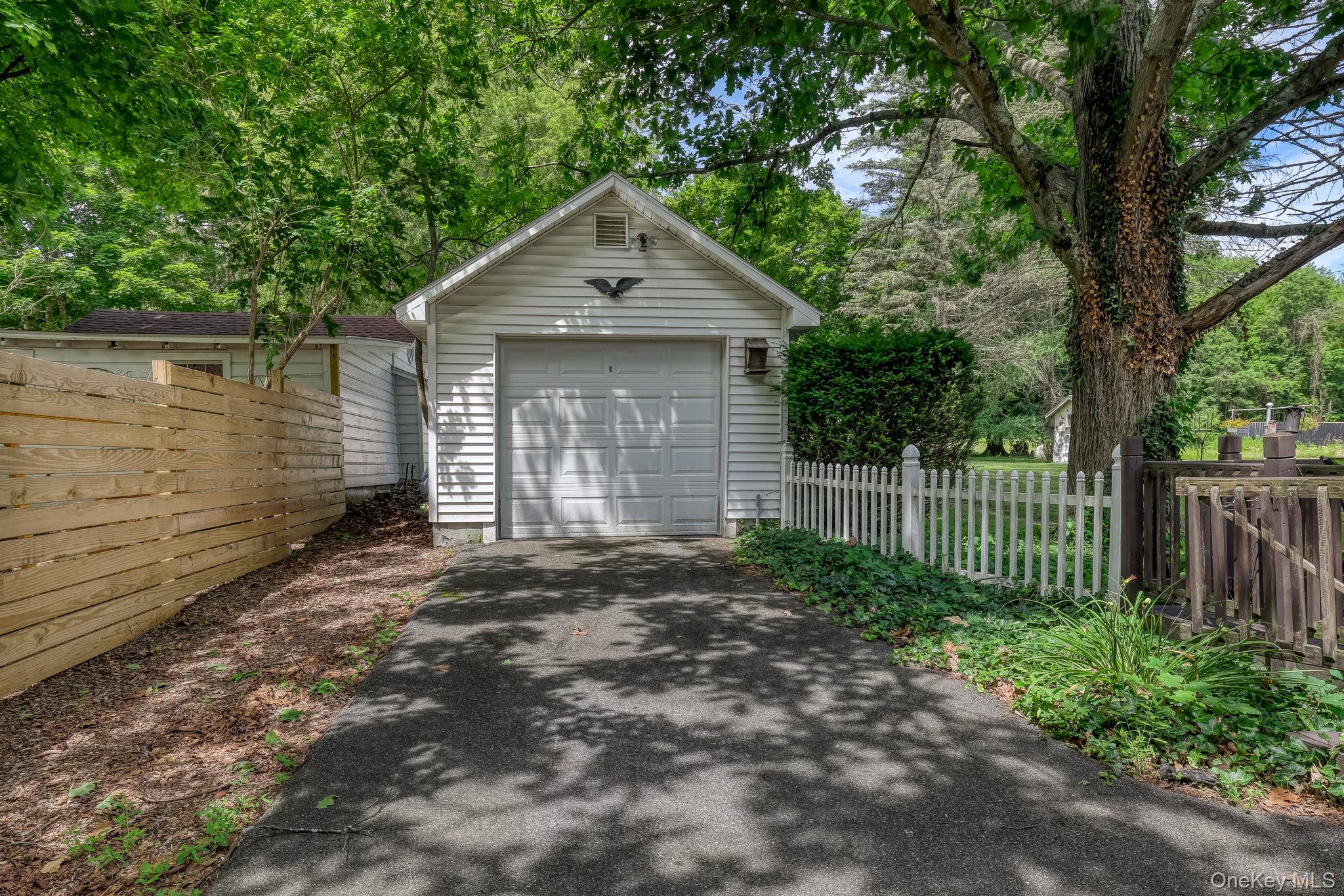 19 N Ohioville Road Property Photo 33