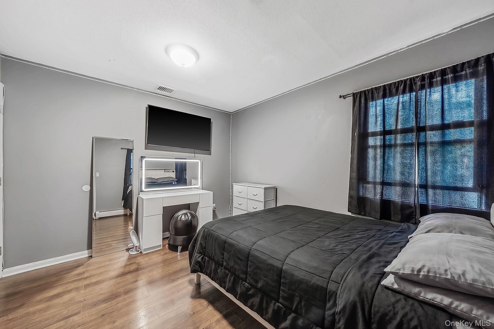2 Amarr Drive Property Photo 10
