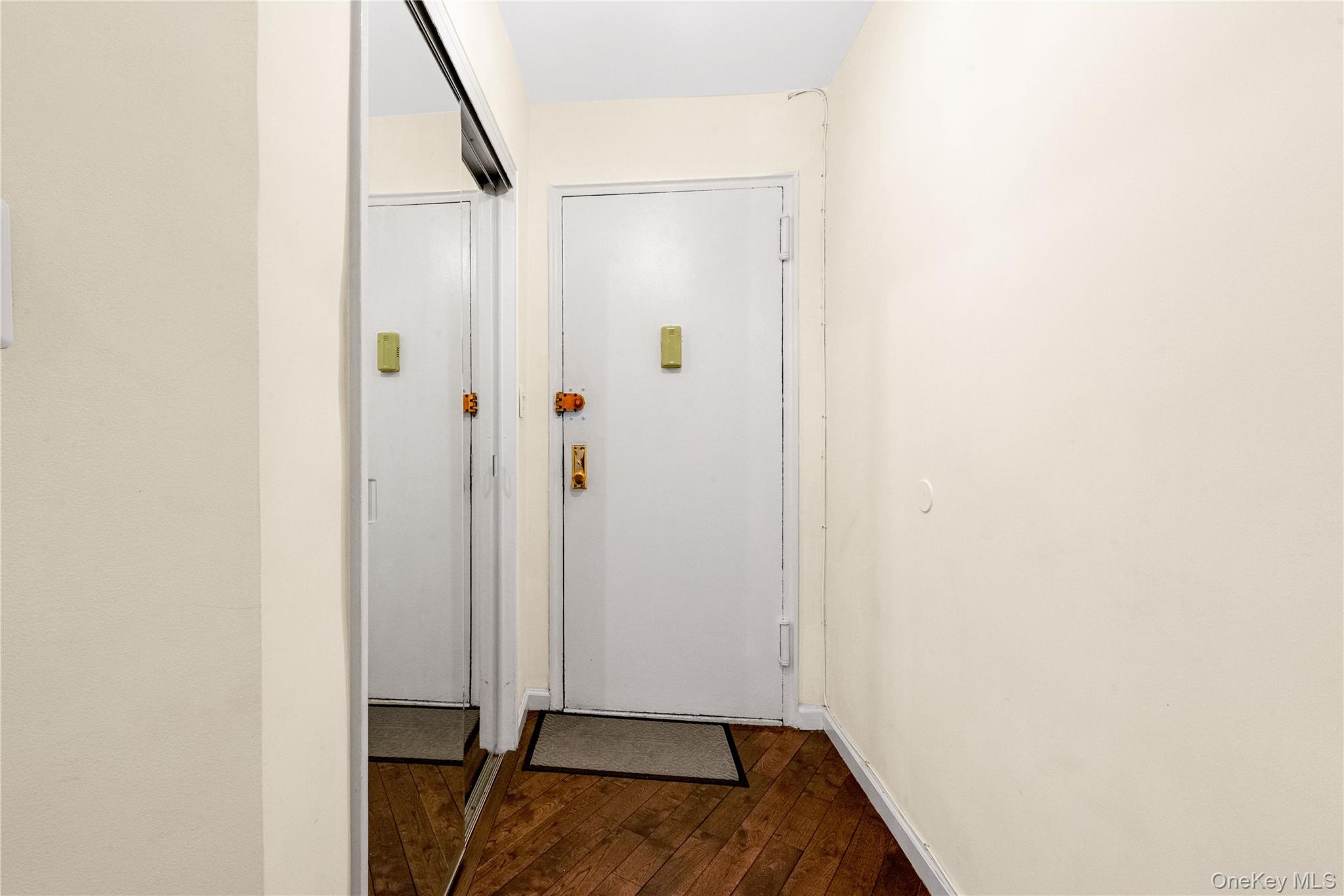 74-45 Yellowstone Boulevard 2/c Property Photo 4