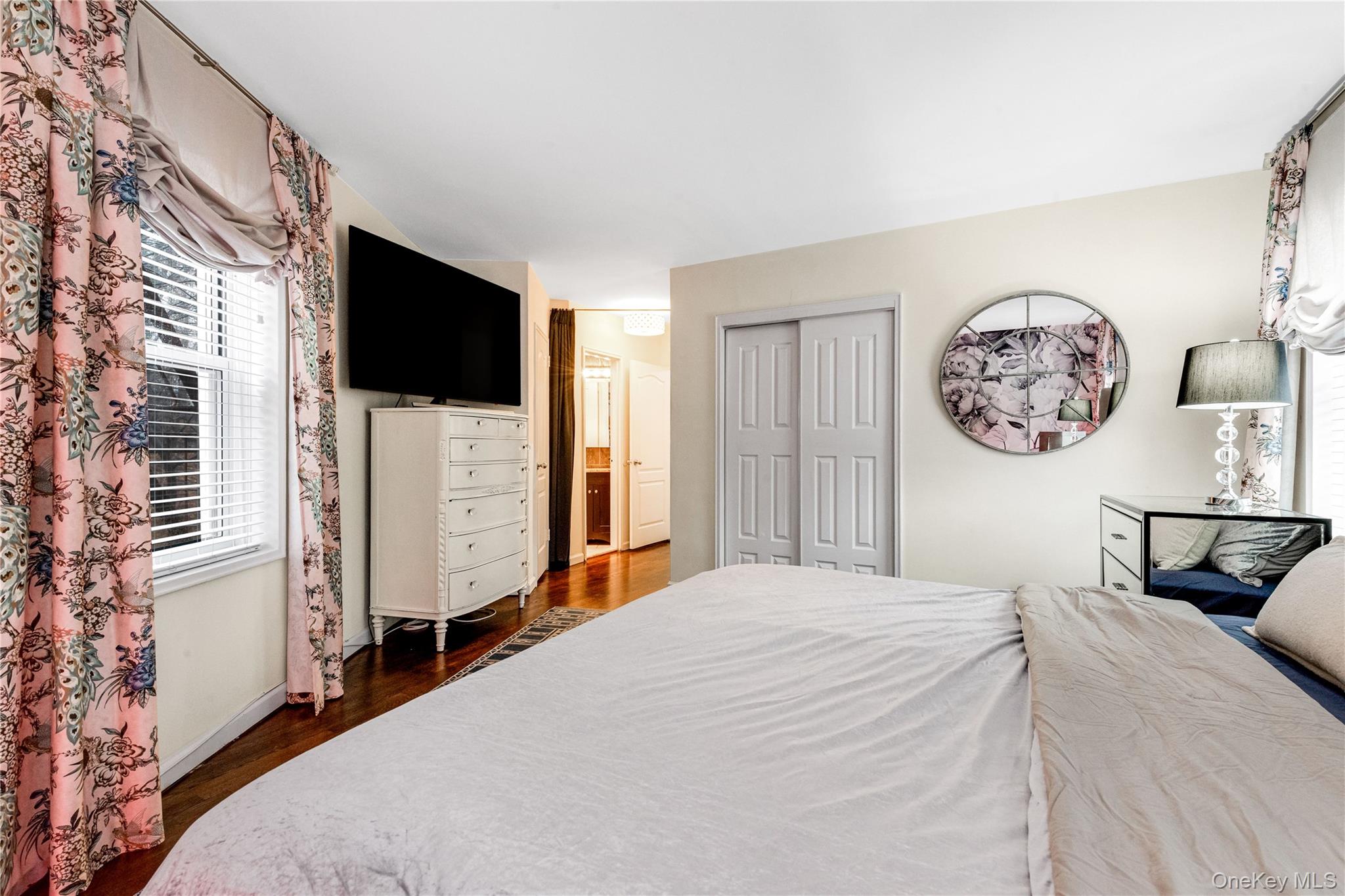 74-45 Yellowstone Boulevard 2/c Property Photo 28