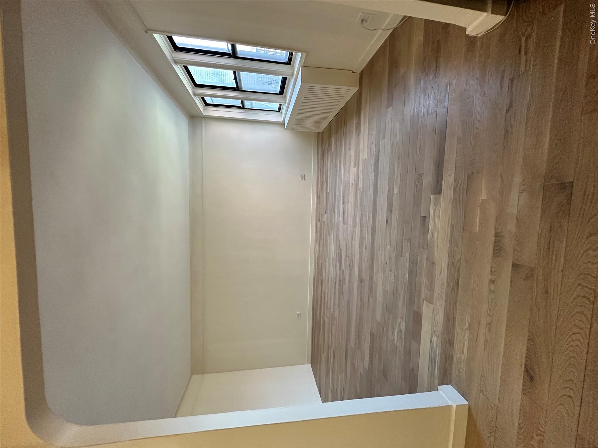 88-12 Elmhurst Avenue 6k Property Photo 3