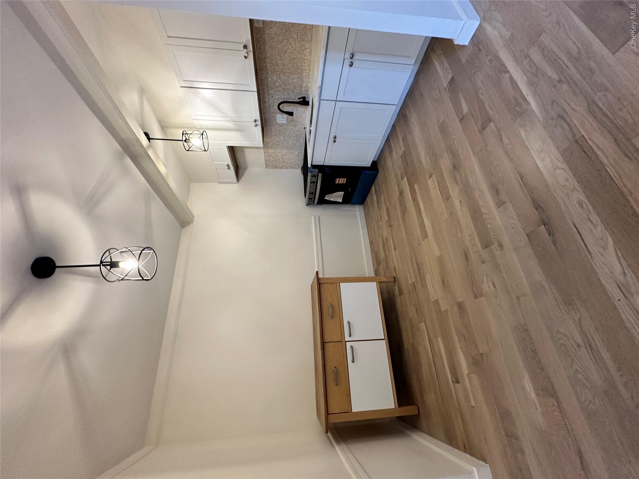 88-12 Elmhurst Avenue 6k Property Photo 7