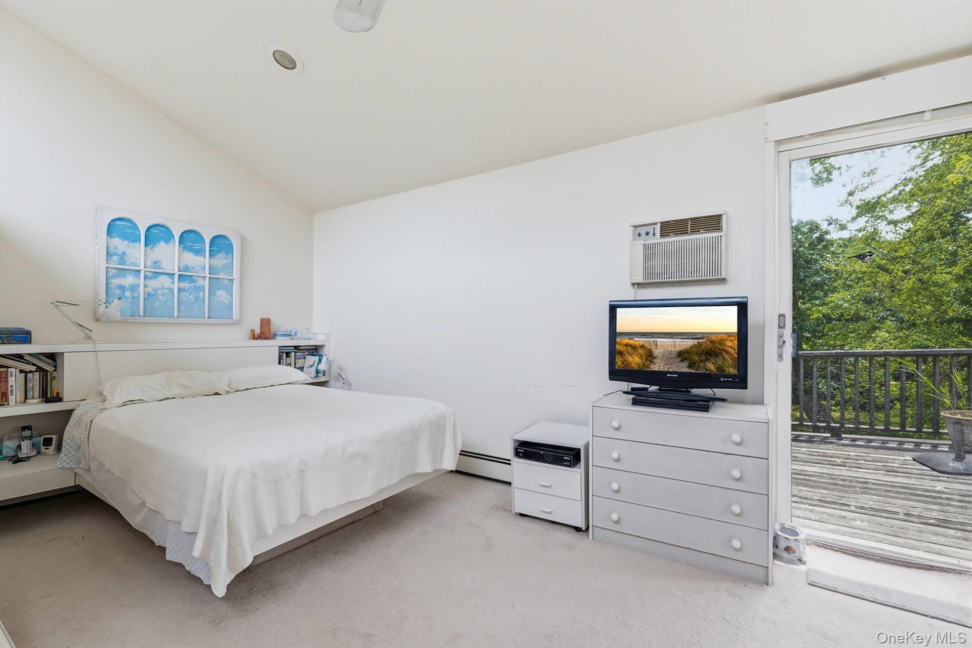 30 Edgemere Drive Property Photo 12