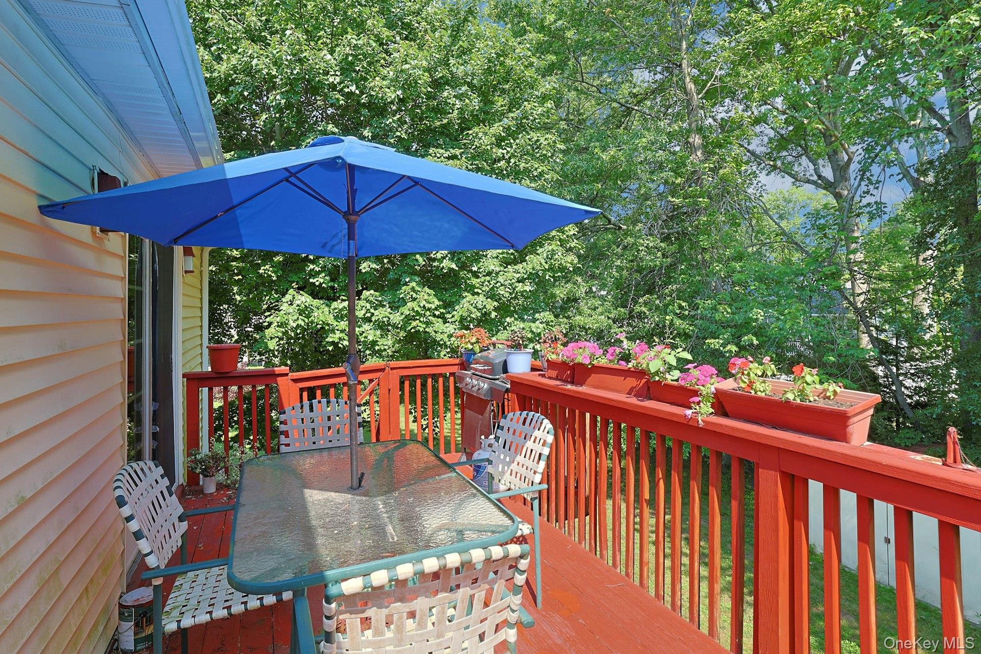 635 Gilbert Avenue Property Photo 36