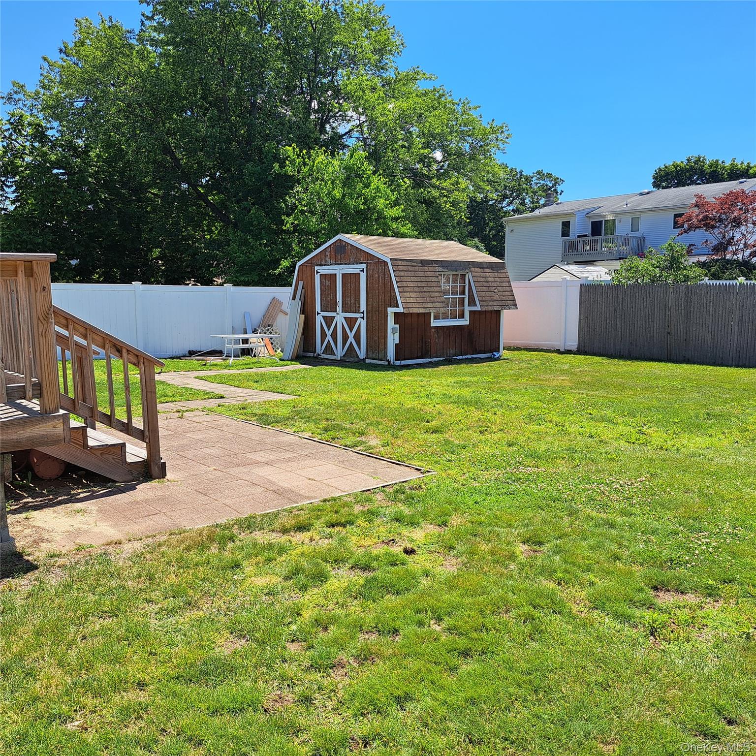 54 17th Street Property Photo 25