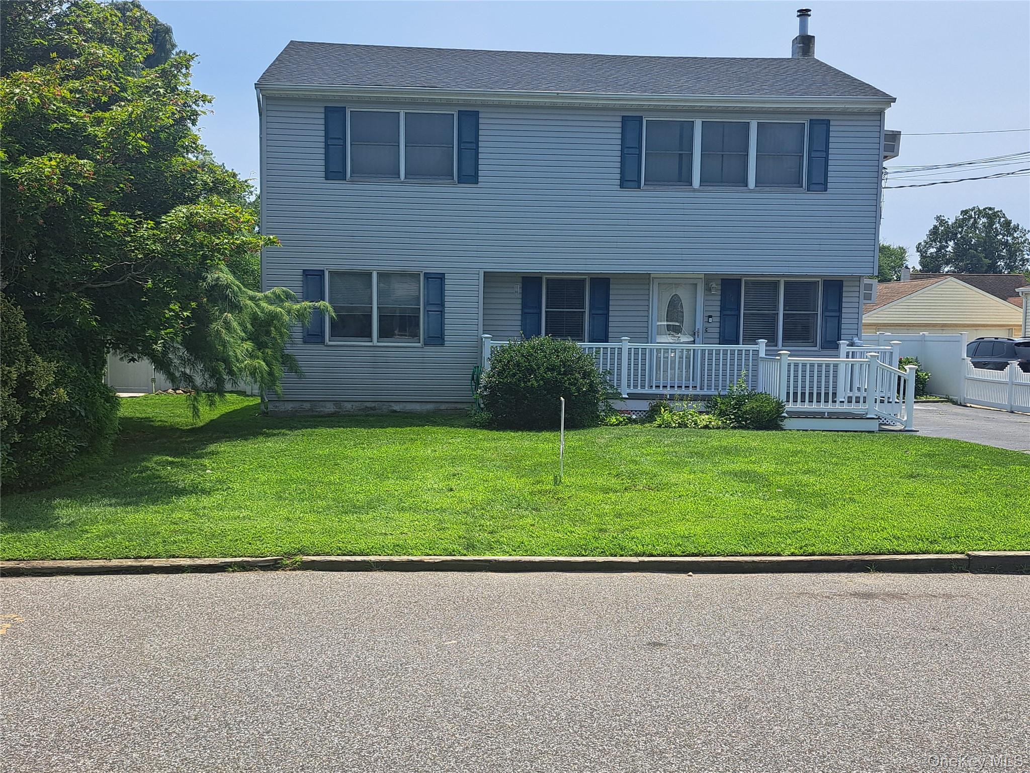 54 17th Street Property Photo 27