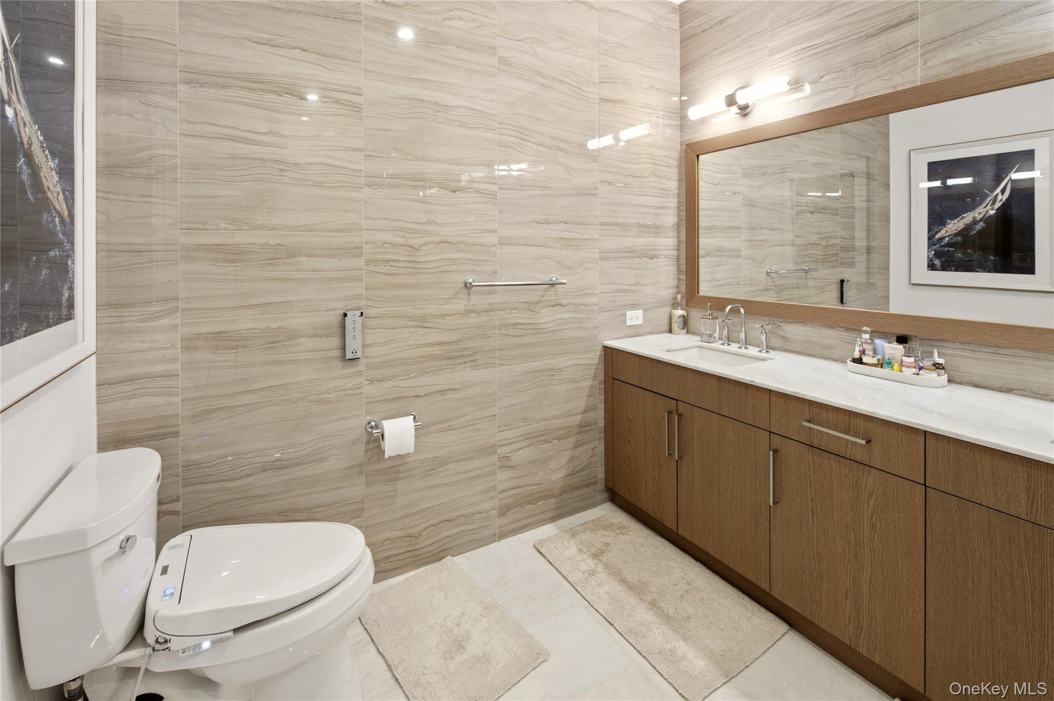 100 Garvies Point Road 1316 Property Photo 7