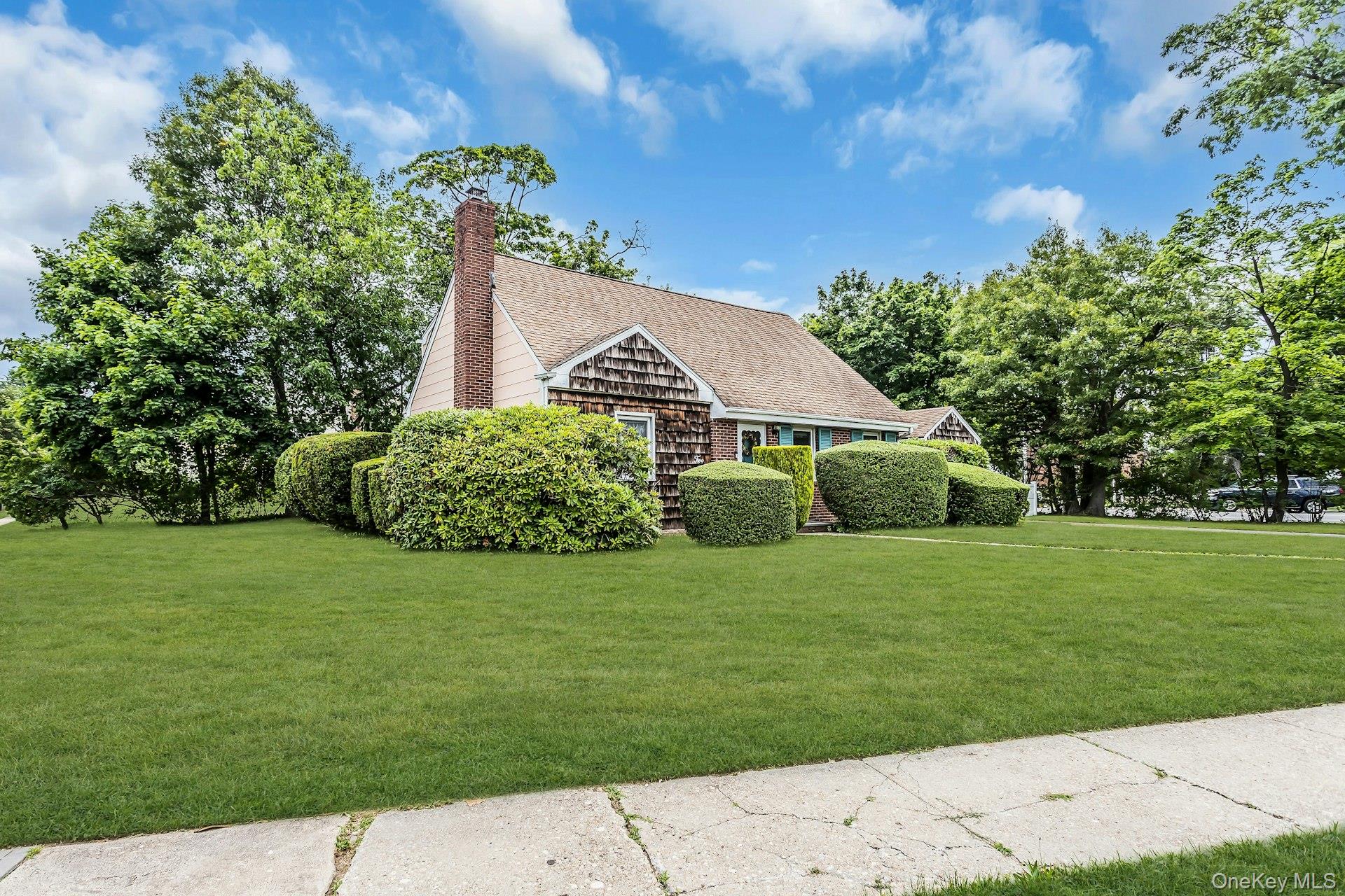 2 Cliff Road Property Photo 2
