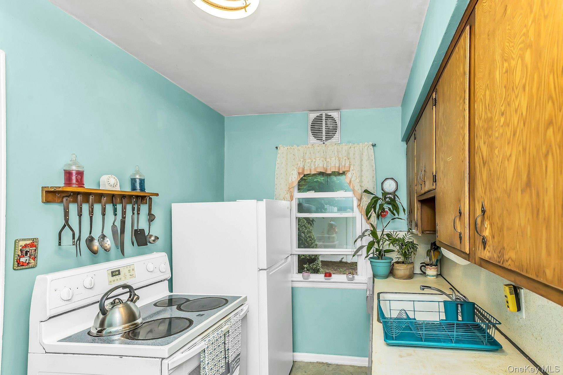 2 Cliff Road Property Photo 10