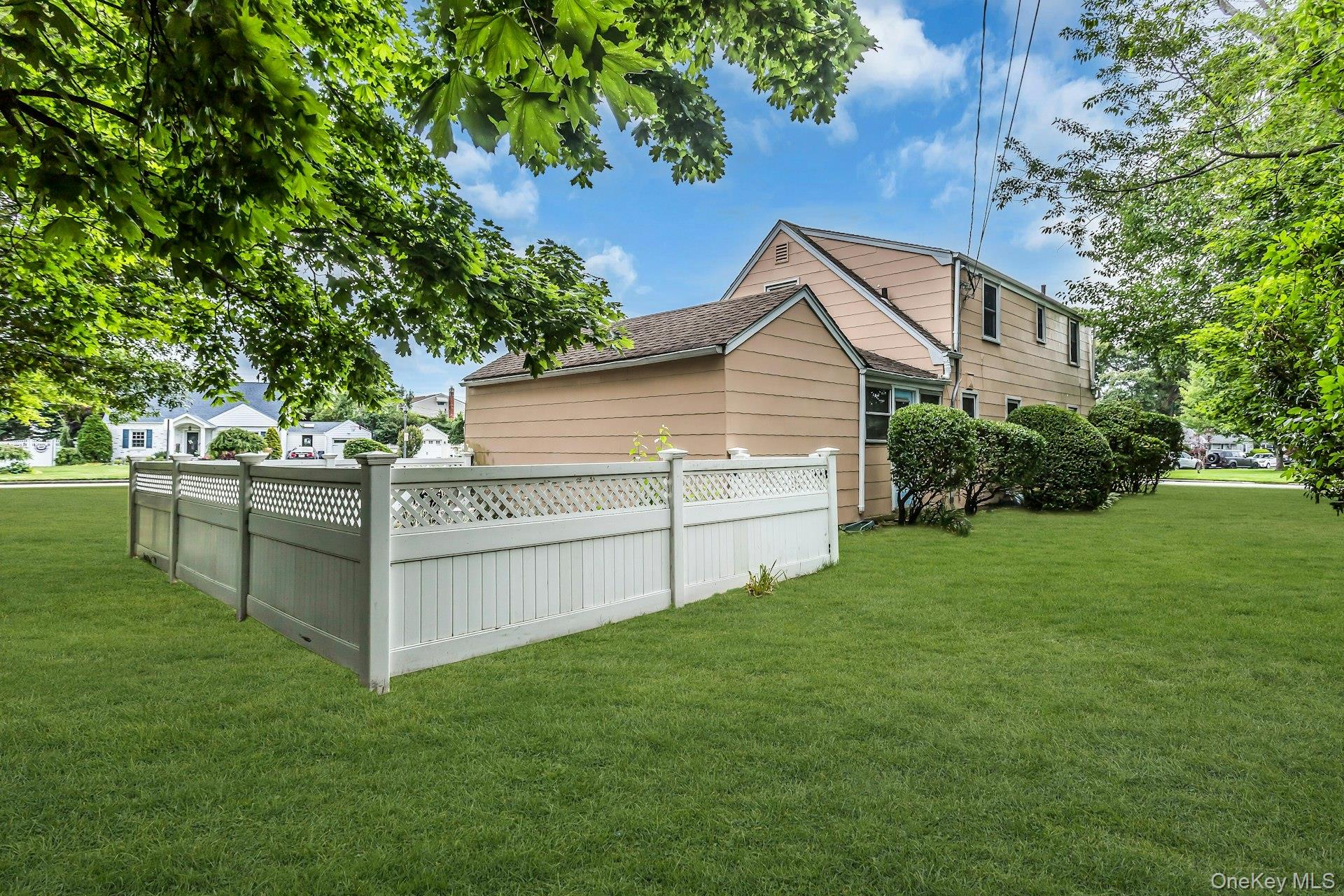 2 Cliff Road Property Photo 15