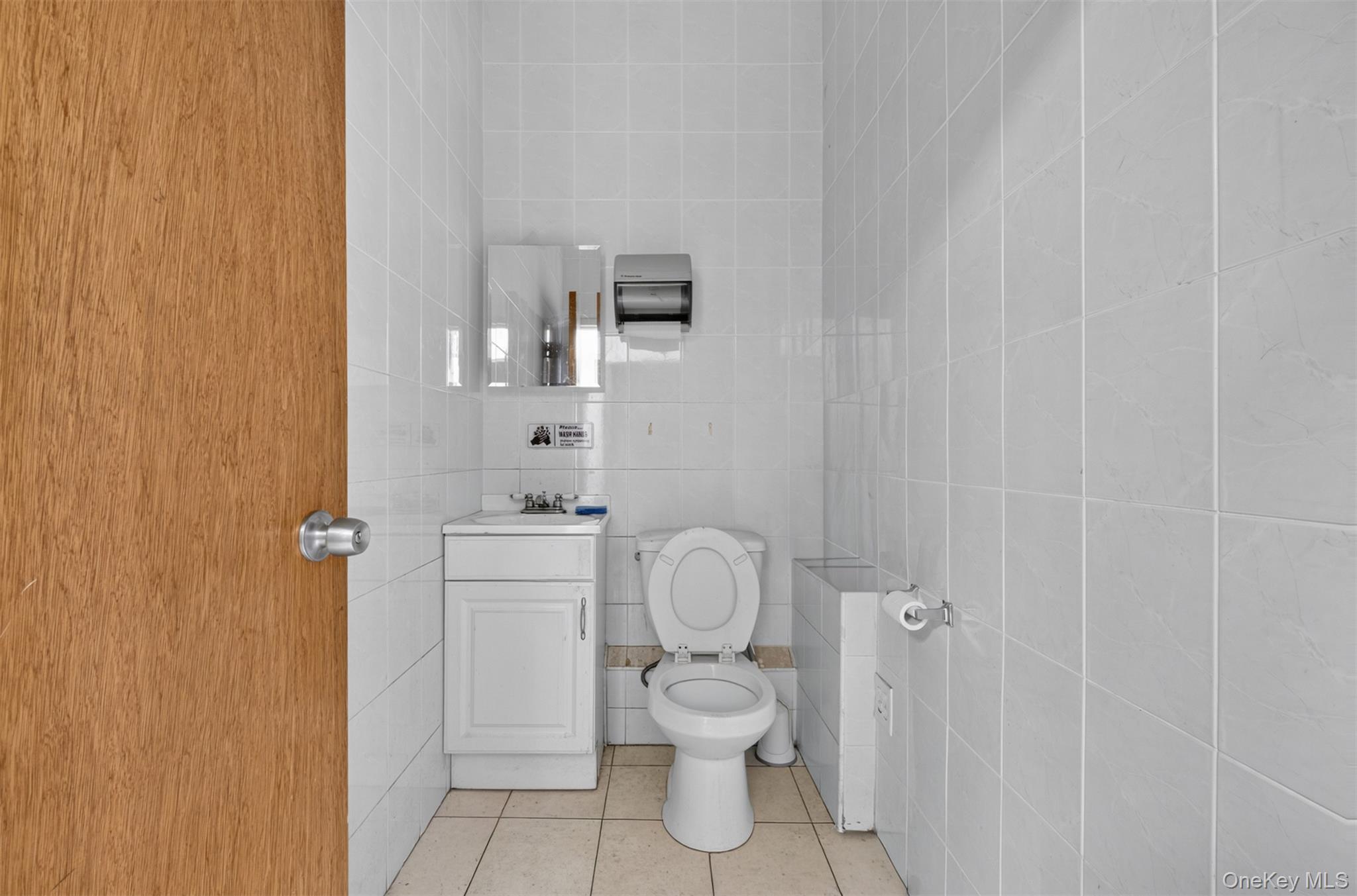 10230 Queens Boulevard 1005 Property Photo 7