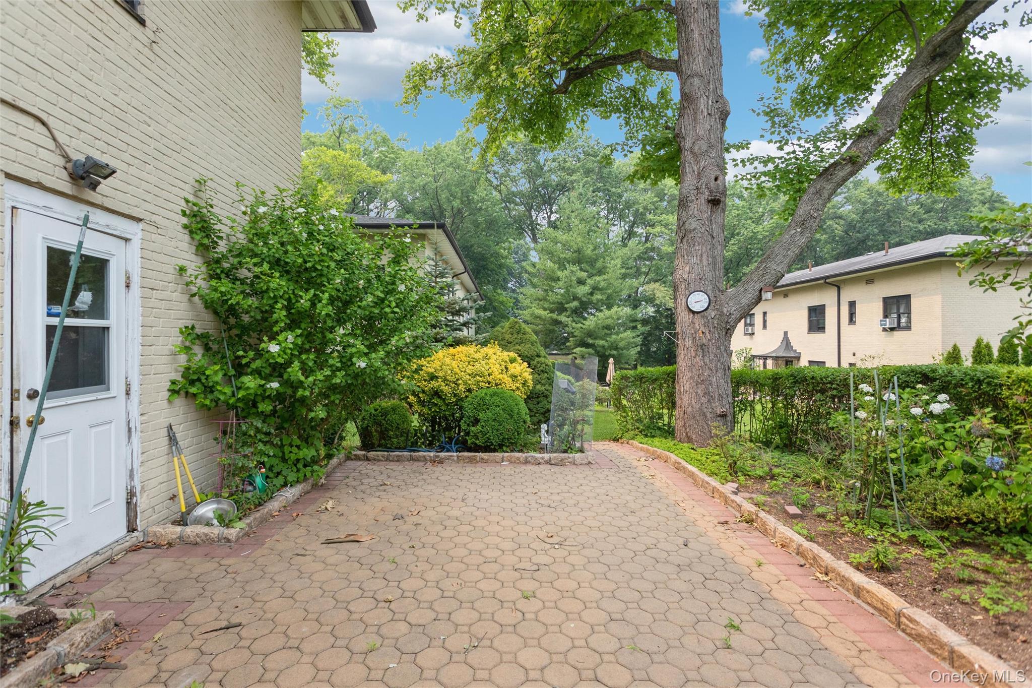 15 Field End Lane A-1 & A-21 Property Photo 21