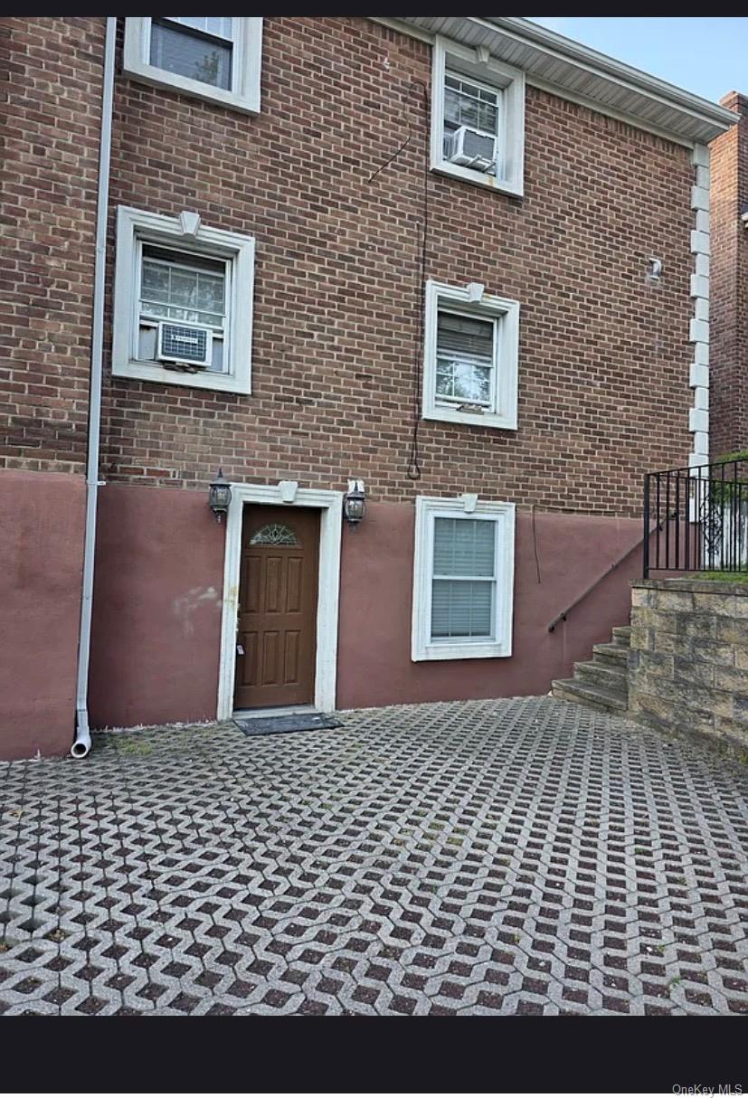 2 Hill Park Avenue 1a Property Photo 1