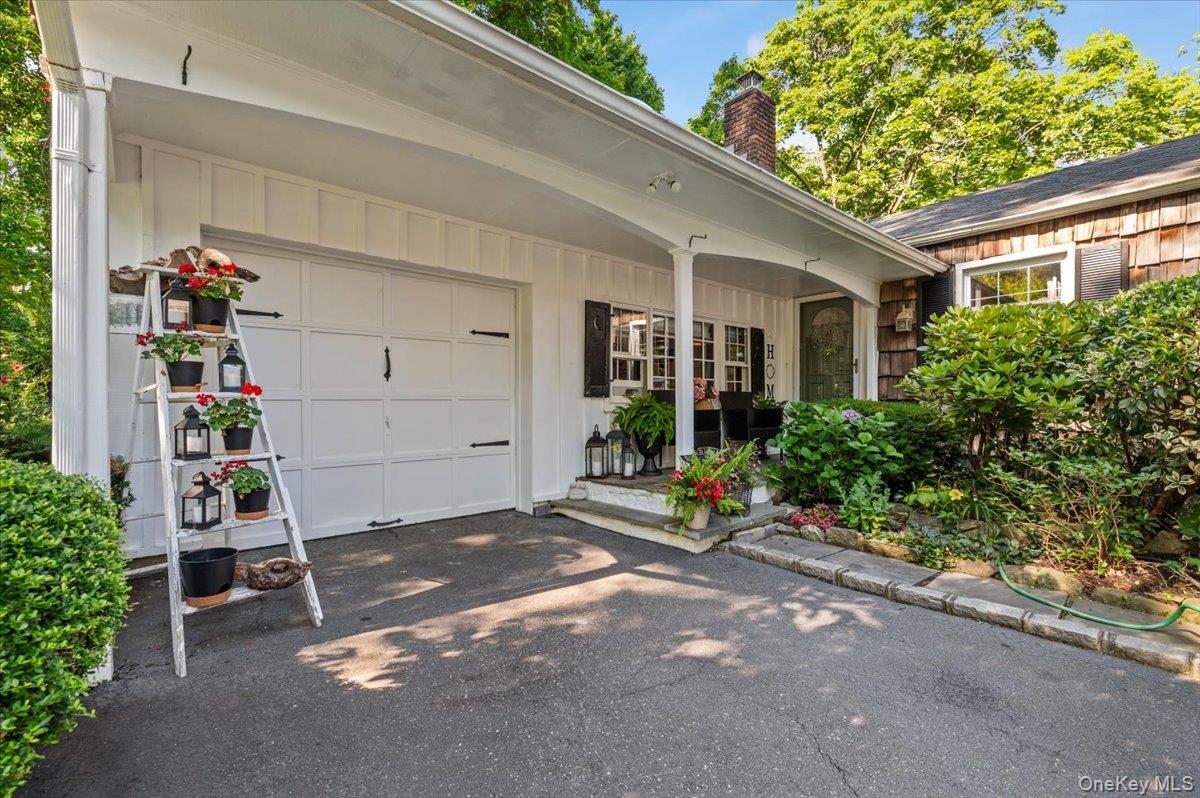 10 Rancher Place Property Photo 2