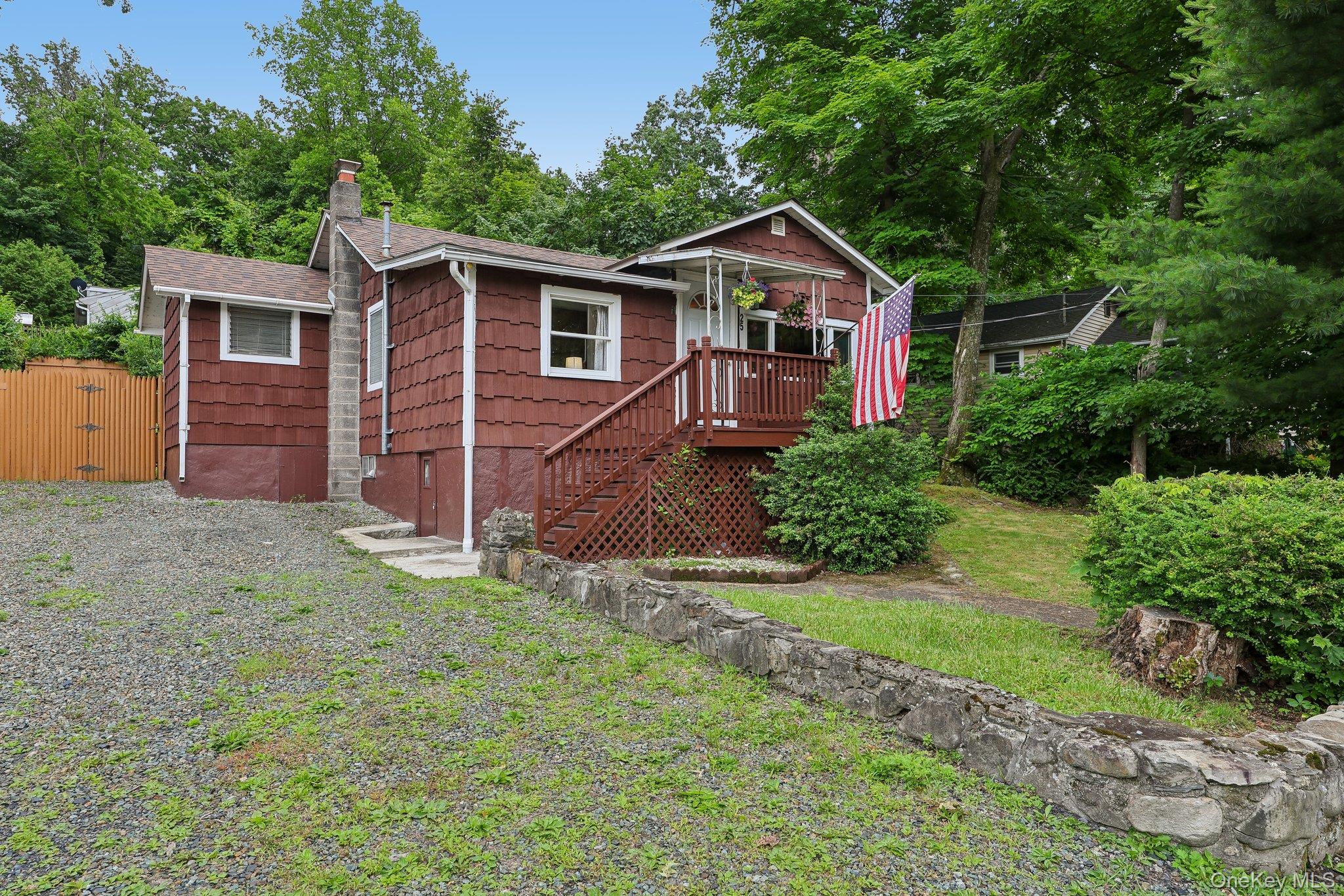 25 Sylvan Trail Property Photo 2