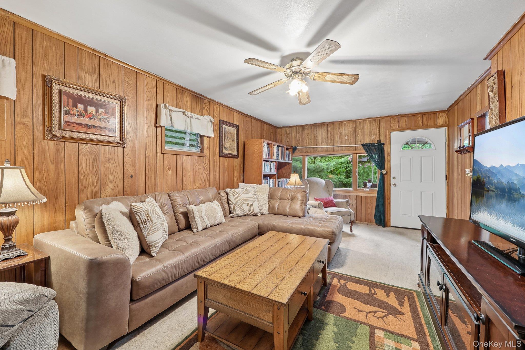 25 Sylvan Trail Property Photo 5