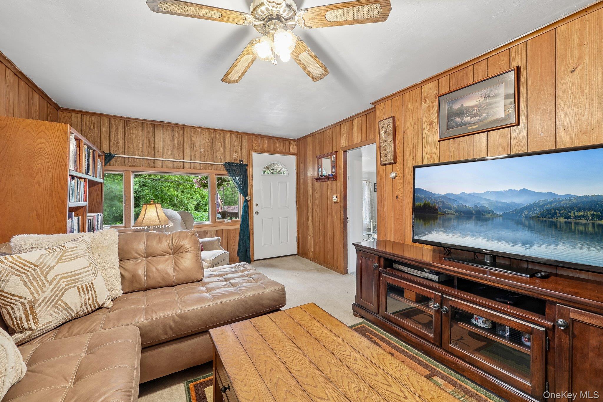 25 Sylvan Trail Property Photo 7