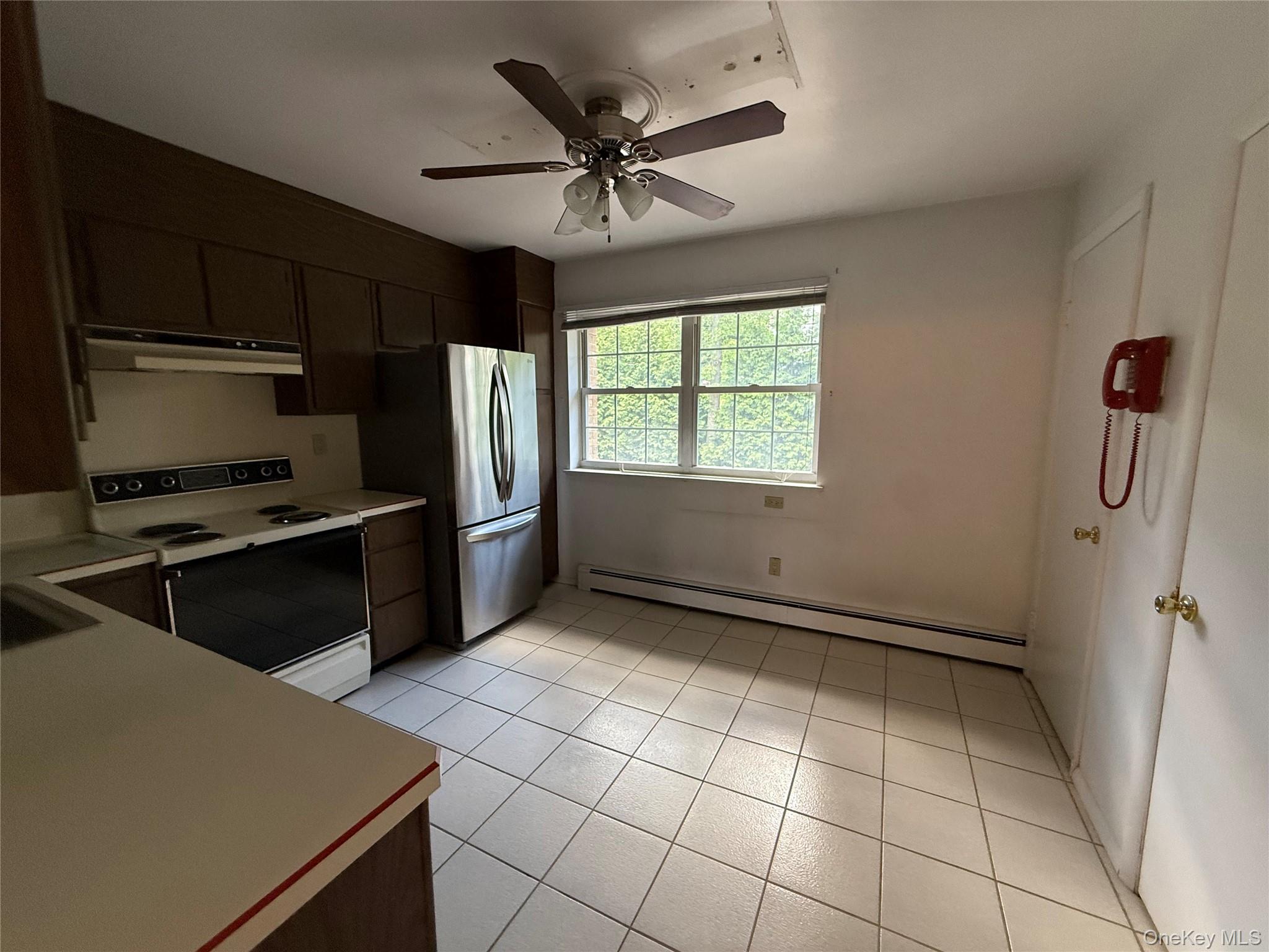 1840 Crompond Road 7d4 Property Photo 2