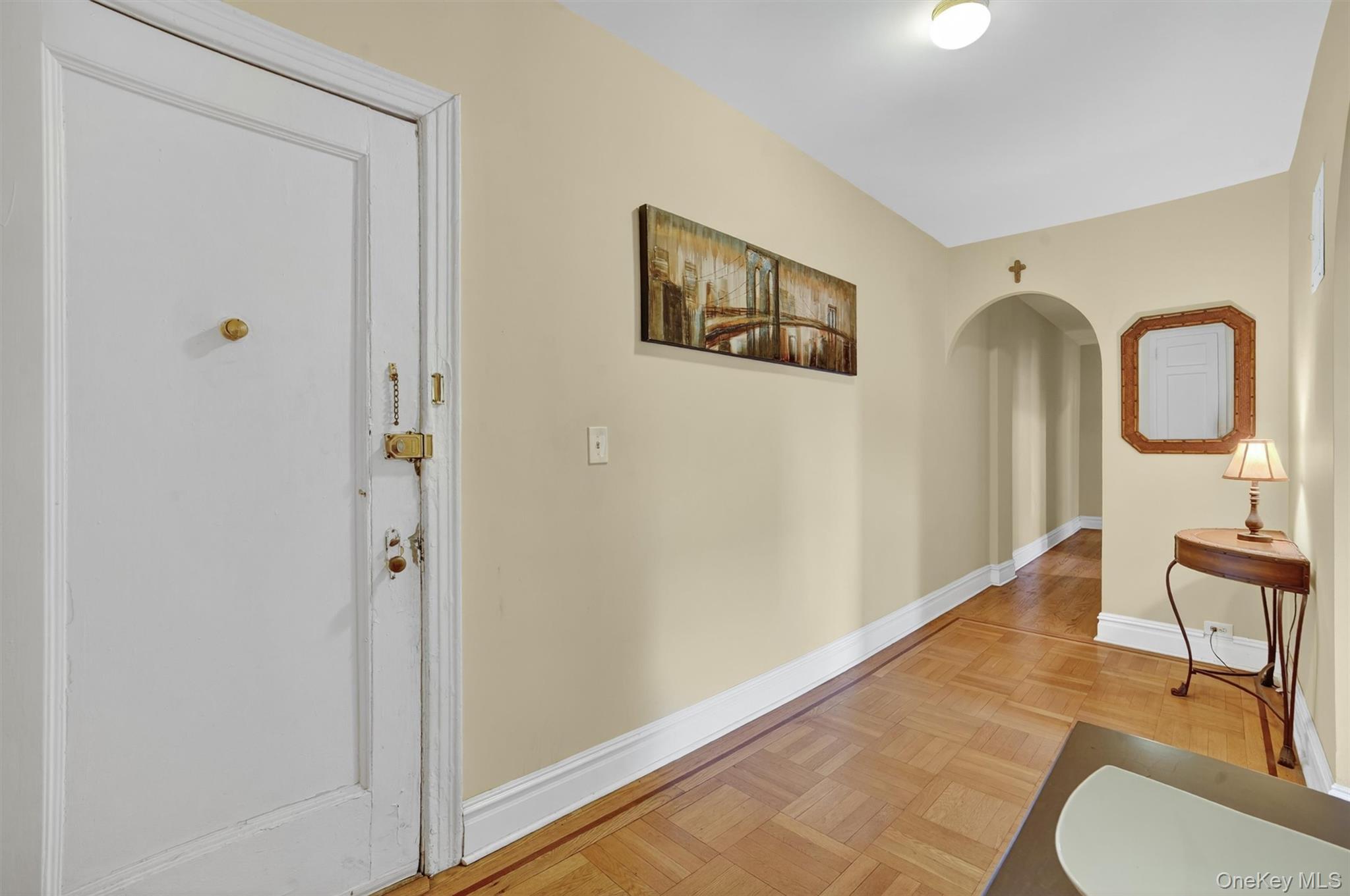 219 Bronx River Road 2l Property Photo 3
