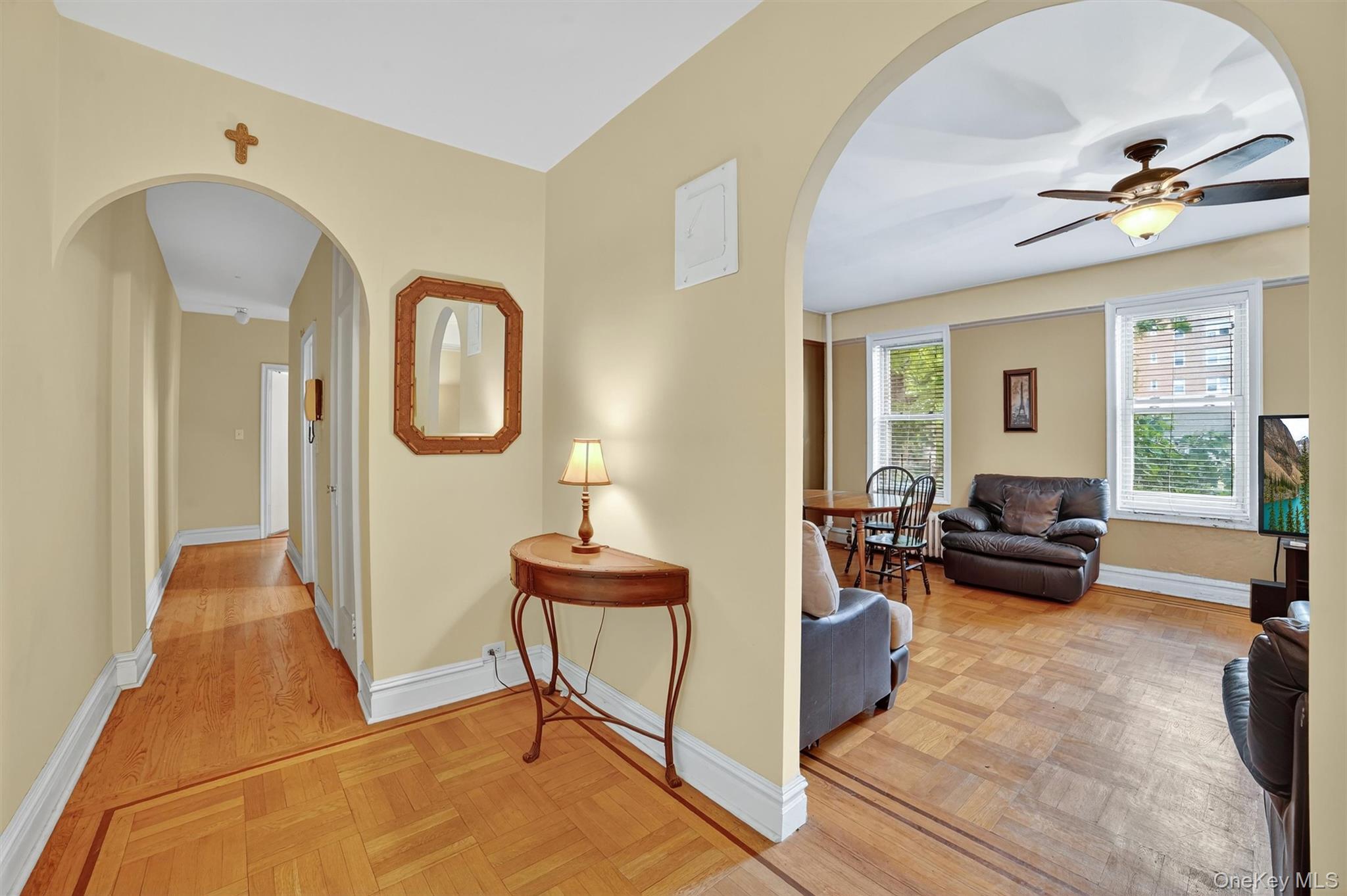 219 Bronx River Road 2l Property Photo 4